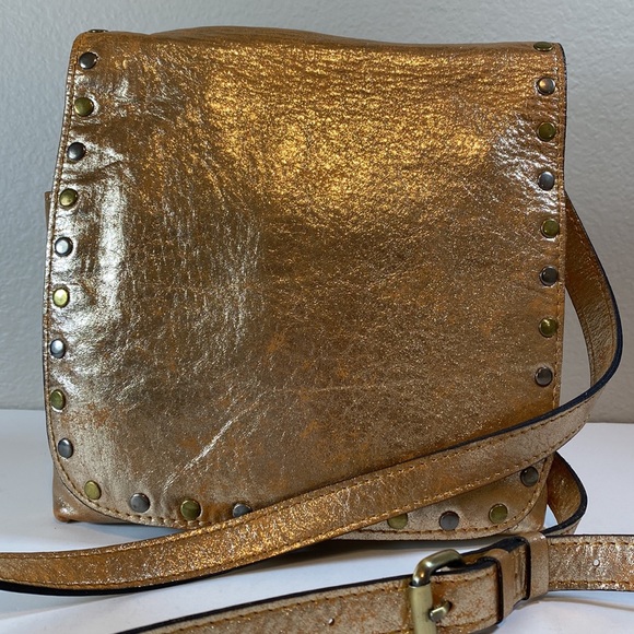 Patricia Nash Handbags - Patricia Nash Women's Crossbody Bag Distressed Metallic Leather